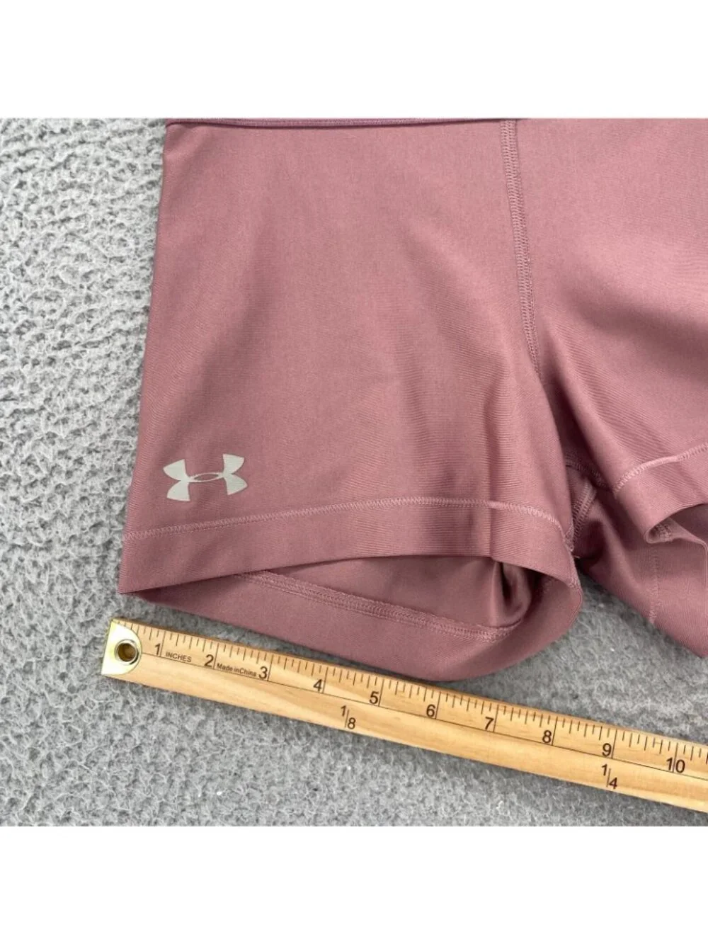 Under Armour Shorts Womens Medium Mauve Heatgear Slim Compression Knit Stretch